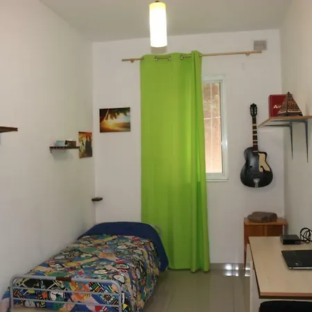 Δωμάτια σε οικογενειακή κατοικία Albatros